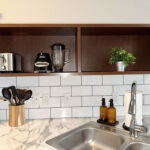 Urban Nest Midtown 1005 1005 01 airbnb kitchen (4)